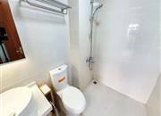 德润荣君府-卫生间