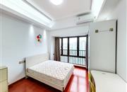 德润荣君府-主卧