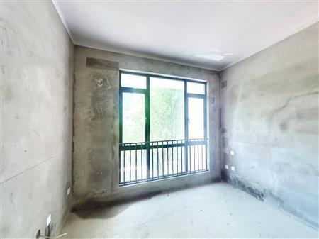 金众云山栖-次卧