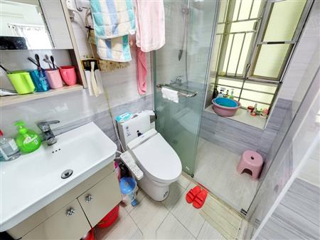 缤纷时代家园-卫生间