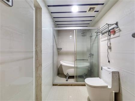 西岭花园-卫生间