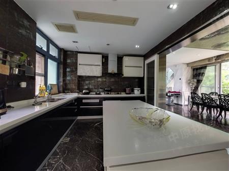 东方.尊峪花园-厨房