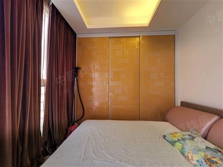 东方.尊峪花园-次卧