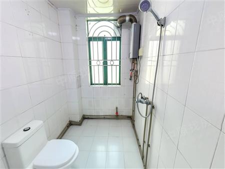 中南花园-卫生间