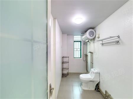 中南花园-卫生间