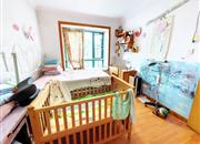 嘉多利花园-主卧