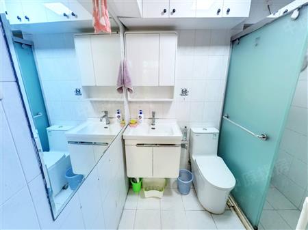 浪琴屿花园-卫生间