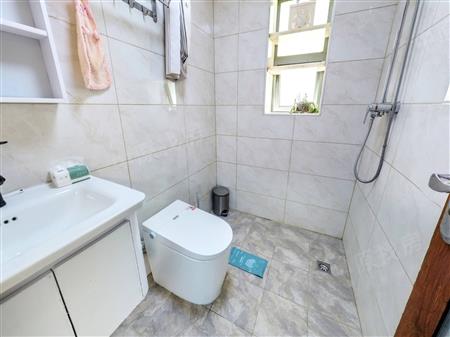 漾日湾畔-卫生间