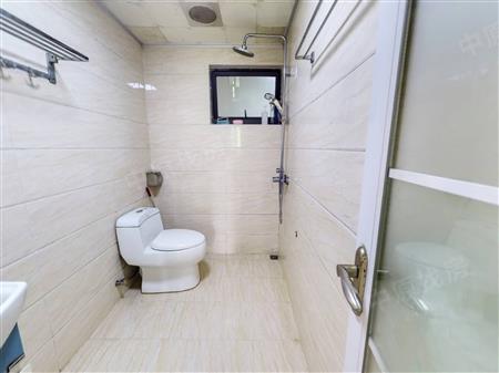 睿智华庭-卫生间