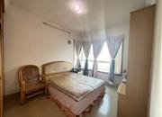 鹏兴花园（二期）-主卧