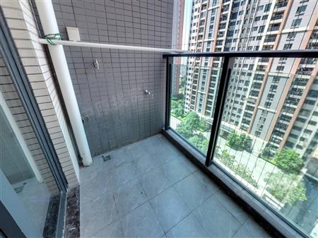 君胜熙珑山花园-阳台