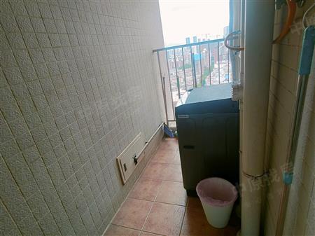 新一代大厦-阳台