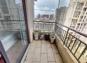 中海西岸华府北区-阳台