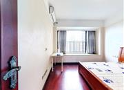 天峦湖花园-主卧