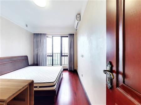 天峦湖花园-次卧