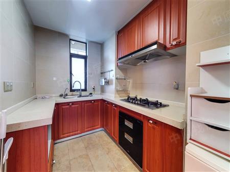 天峦湖花园-厨房