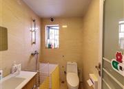 倚龙华庭-卫生间