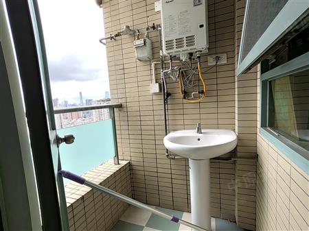 百仕达东郡-阳台