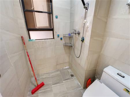 万科天誉花园（二期）-卫生间