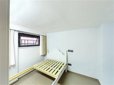 弘都世纪公寓-次卧