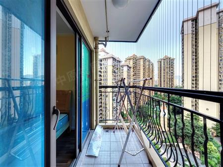 英郡年华花园（一期）-阳台