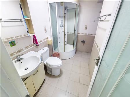 高山花园-卫生间