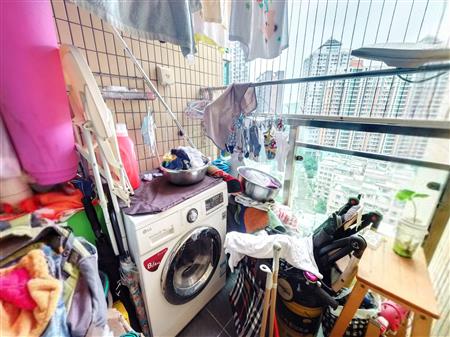 新银座华庭-阳台