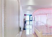 蓝郡左岸花园-次卧