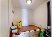 蓝郡左岸花园-次卧