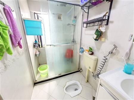 宏发领域-卫生间