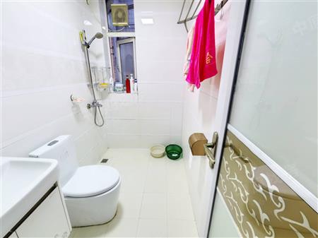 金城华庭-卫生间