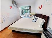 百仕达花园二期-主卧