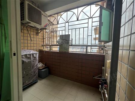新安湖花园（二期）-阳台