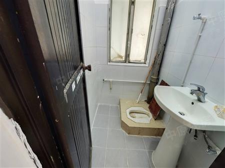 诗宁小区-卫生间