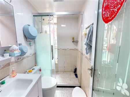 信义假日名城(五期A逸翠园)-卫生间