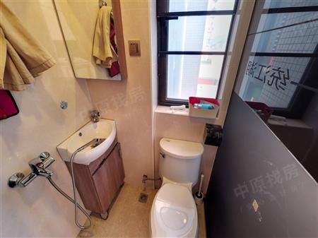 天悦湾花园-卫生间