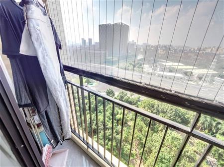 中海西岸华府南区-阳台