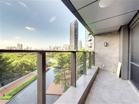 新天鹅堡二期-阳台