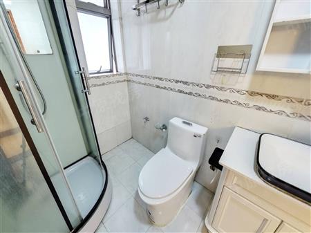 阳光四季-卫生间