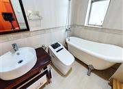 阳光四季-卫生间