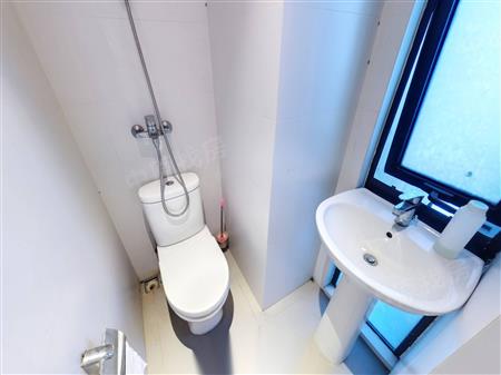 深业上城-卫生间