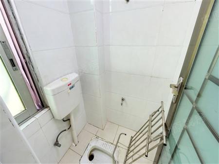 建安花园-卫生间