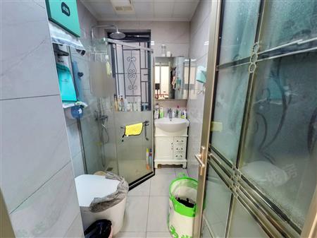 荟港尊邸2期-卫生间