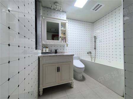 中海天钻-卫生间