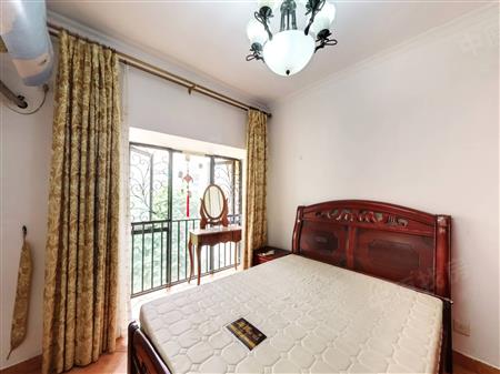 泰华阳光海-次卧