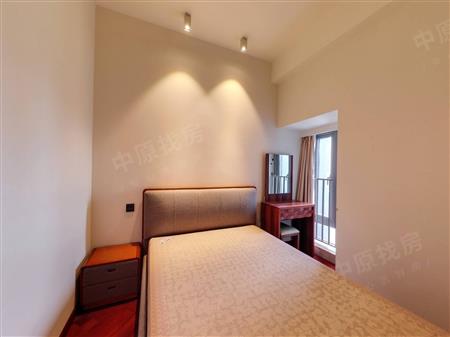 金地国际公寓-次卧