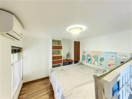 白金时代公寓-主卧