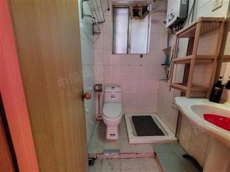港莲村-卫生间