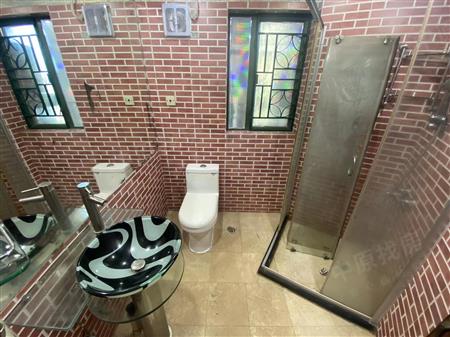 君逸华府-卫生间