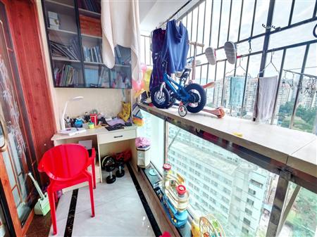 大芬油画苑-阳台